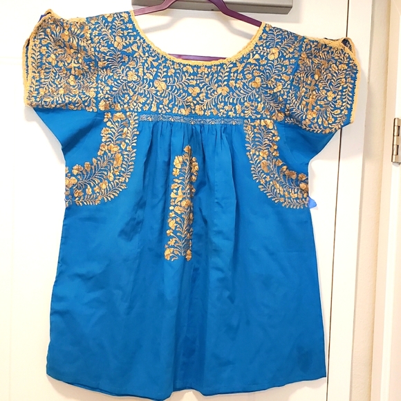 Vintage Mexican Top Large 1990s 1980s hand crafted embroidered